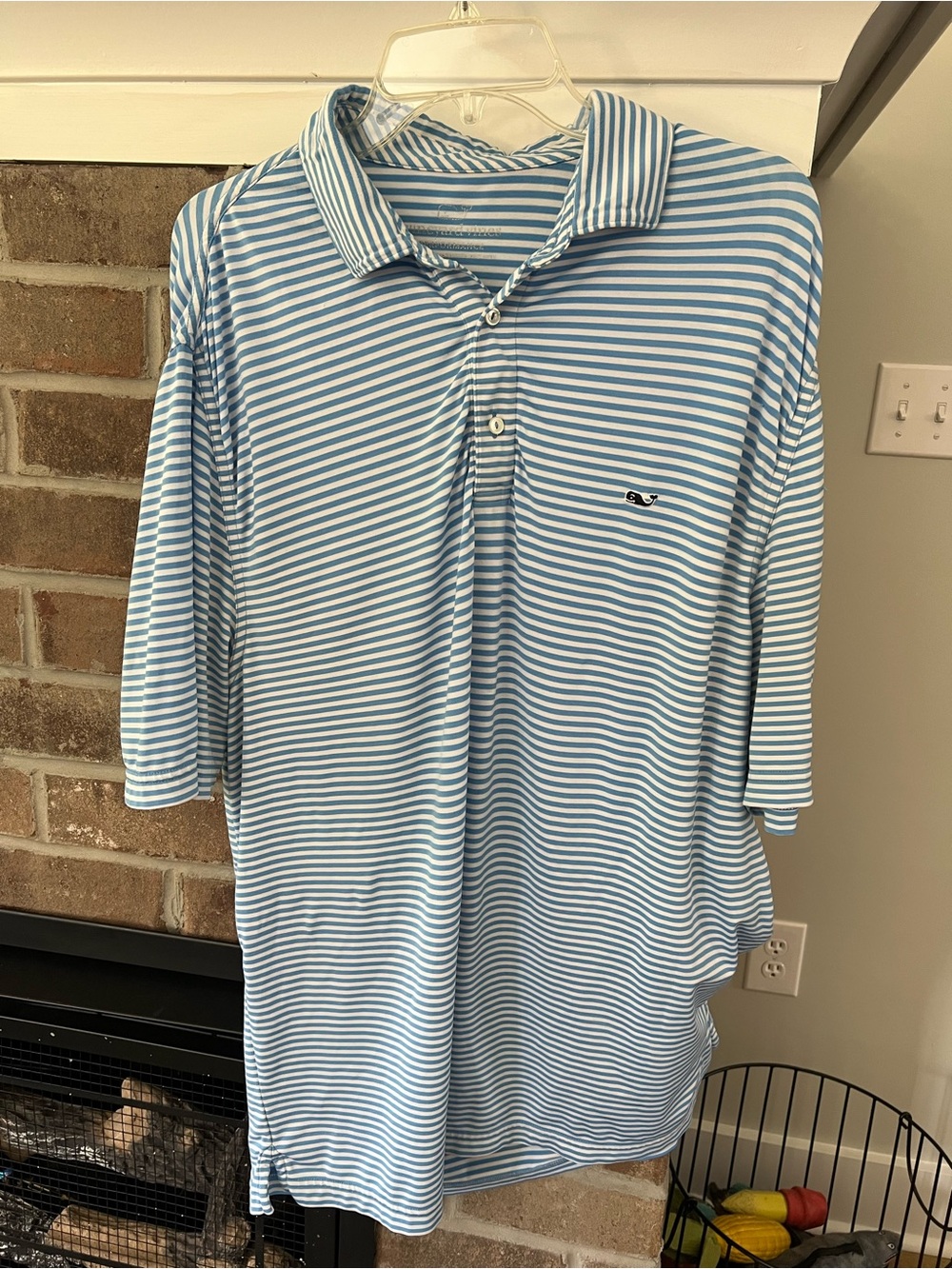 Vineyard Vines Men's Blue and White Striped Polo